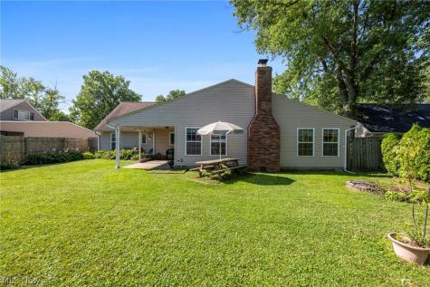 4845 Redwood Drive Sheffield Lake OH 44054