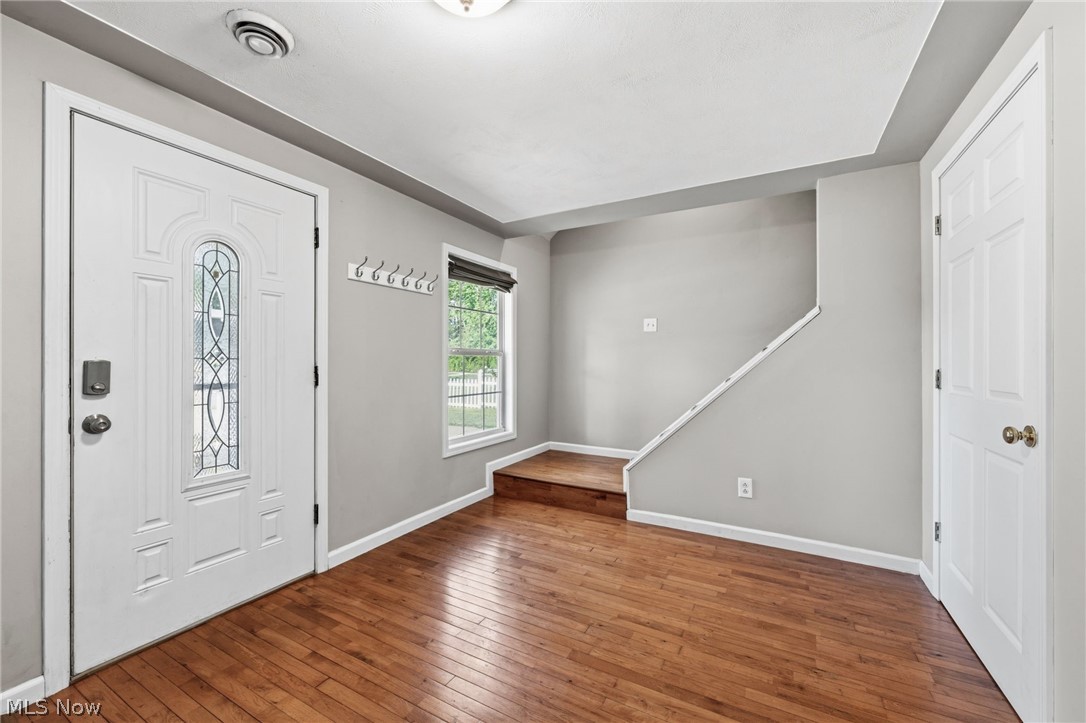 4845 Redwood Drive Sheffield Lake OH 44054