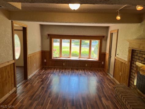 5523 Brewton Avenue NW Canal Fulton OH 44614