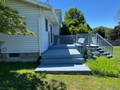 5523 Brewton Avenue NW Canal Fulton OH 44614