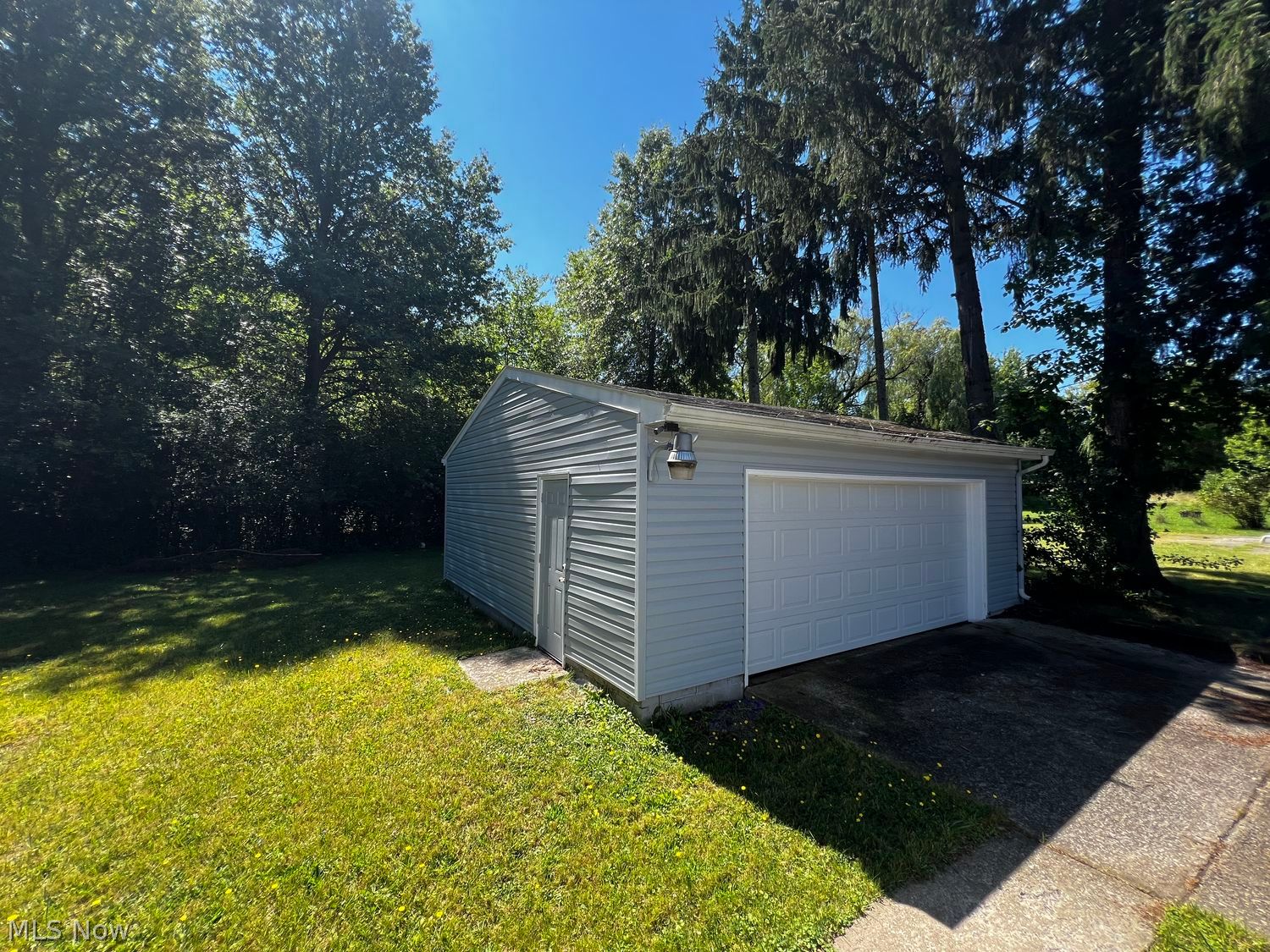 111 Rutledge Drive Youngstown OH 44505