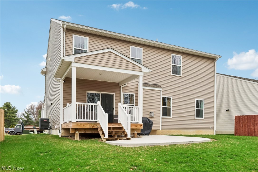 110 Harvest Way Elyria OH 44035
