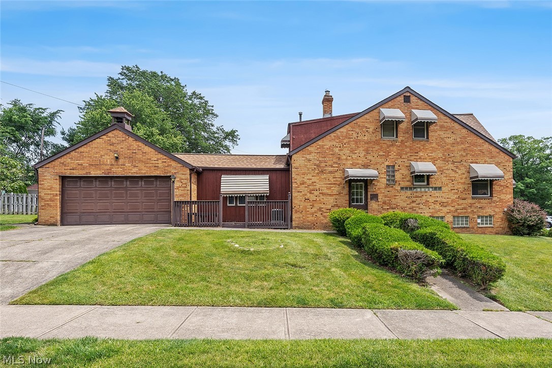 7506 Briarcliff Parkway Middleburg Heights OH 44130