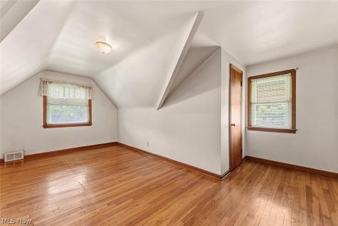 7506 Briarcliff Parkway Middleburg Heights OH 44130