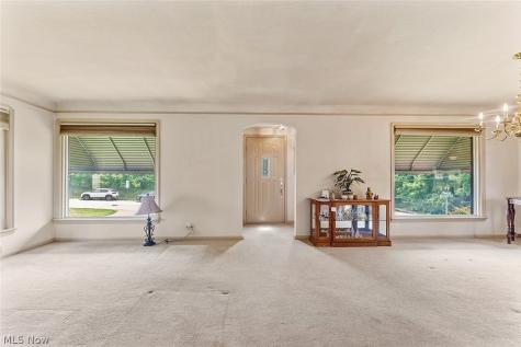 7506 Briarcliff Parkway Middleburg Heights OH 44130