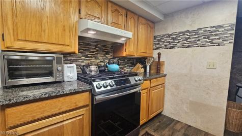 1828 E 291 Street Wickliffe OH 44092