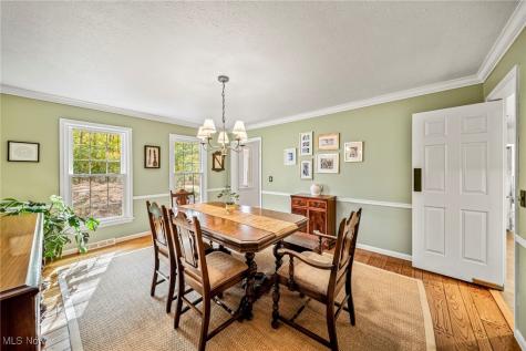 8725 Quail Circle Willoughby OH 44094