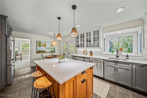 8725 Quail Circle Willoughby OH 44094