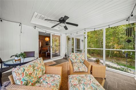 8725 Quail Circle Willoughby OH 44094