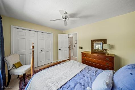 8725 Quail Circle Willoughby OH 44094