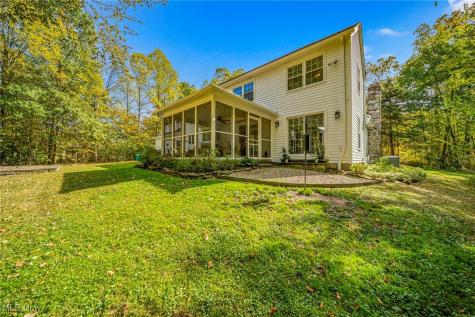 8725 Quail Circle Willoughby OH 44094