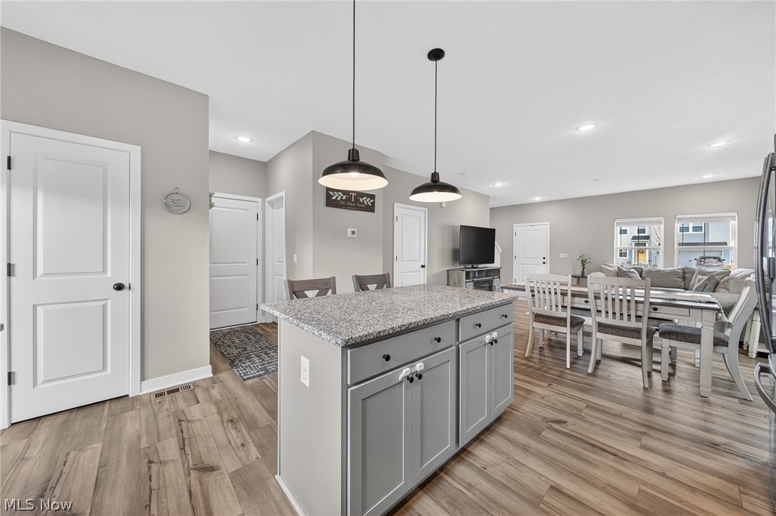 224 Harvest Way Elyria OH 44035
