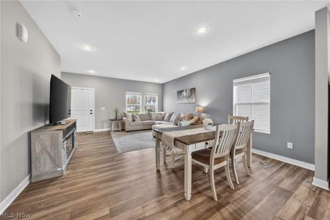 224 Harvest Way Elyria OH 44035