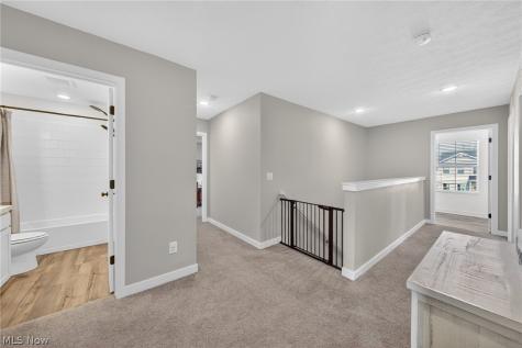 224 Harvest Way Elyria OH 44035