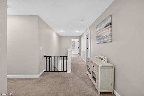 224 Harvest Way Elyria OH 44035