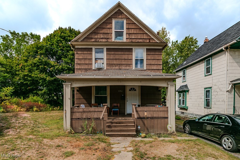 834 Kenyon Street Akron OH 44311