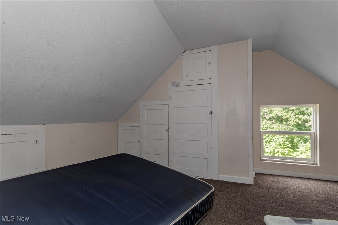 834 Kenyon Street Akron OH 44311