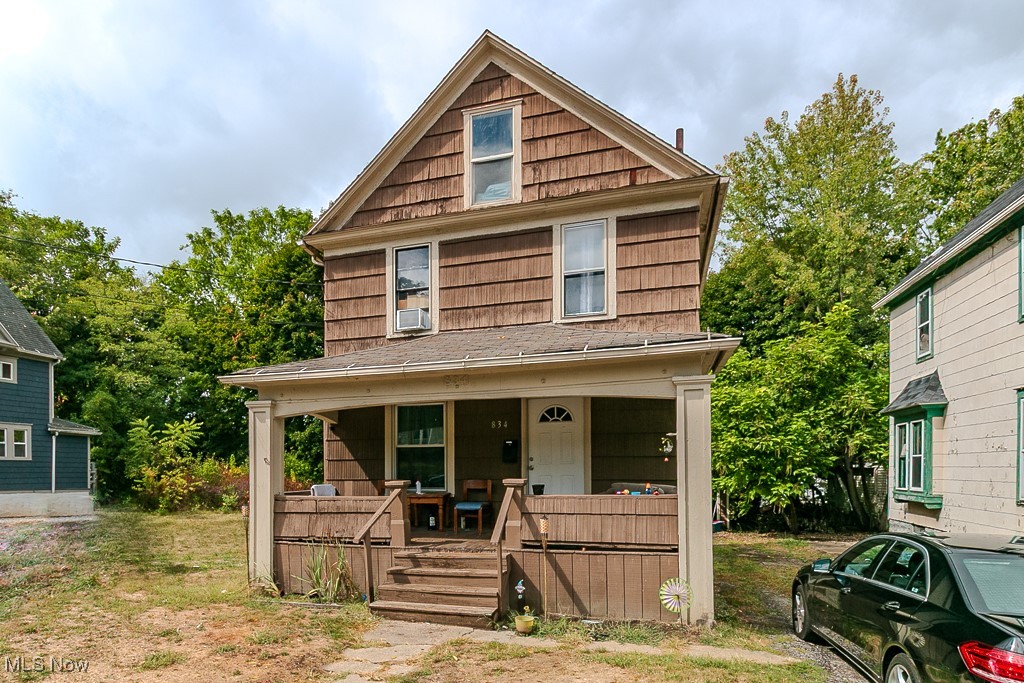 834 Kenyon Street Akron OH 44311