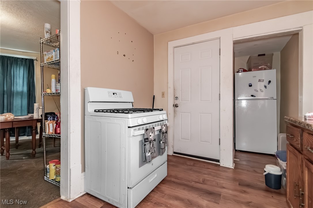 834 Kenyon Street Akron OH 44311