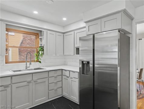 1720 Wiltshire Road Akron OH 44313