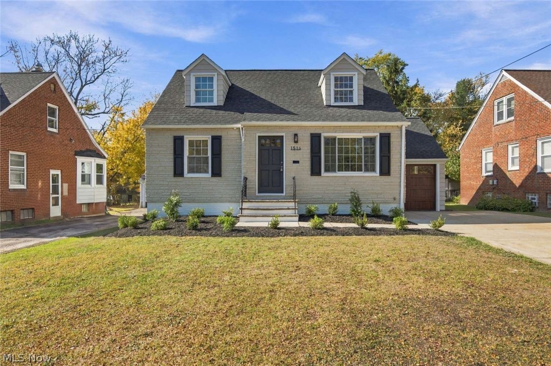 1516 Sunview Road Lyndhurst OH 44124