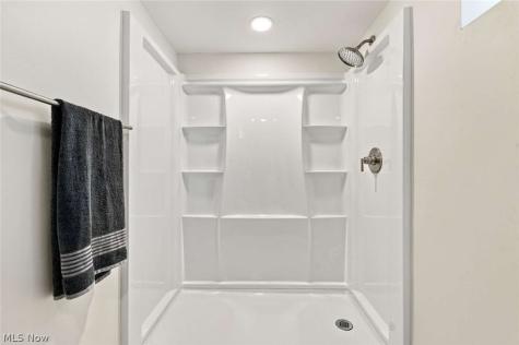 1516 Sunview Road Lyndhurst OH 44124