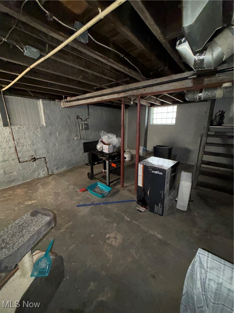 1330 Elwood Road East Cleveland OH 44112