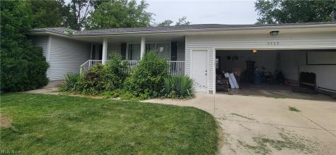 2702 Idlewood Place Lorain OH 44052