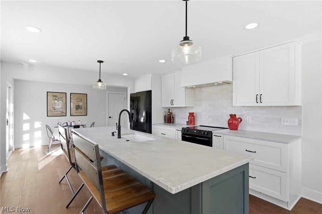 5498 Hudson Drive Hudson OH 44236