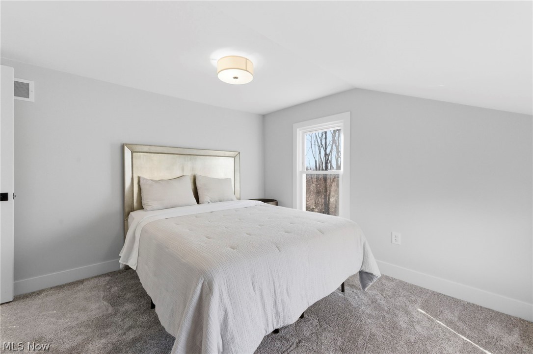 5498 Hudson Drive Hudson OH 44236