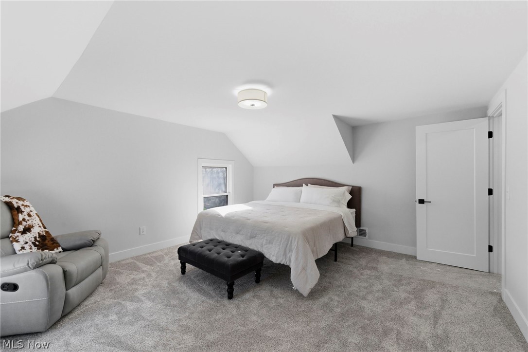 5498 Hudson Drive Hudson OH 44236