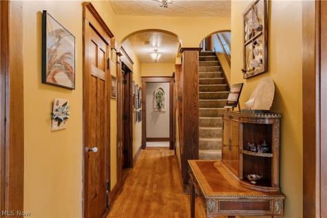 12973 Clifton Boulevard Lakewood OH 44107