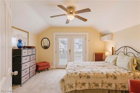 12973 Clifton Boulevard Lakewood OH 44107