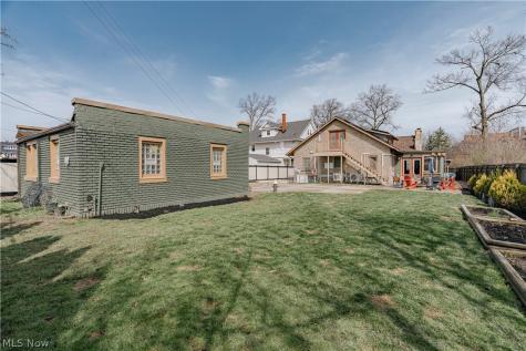 12973 Clifton Boulevard Lakewood OH 44107
