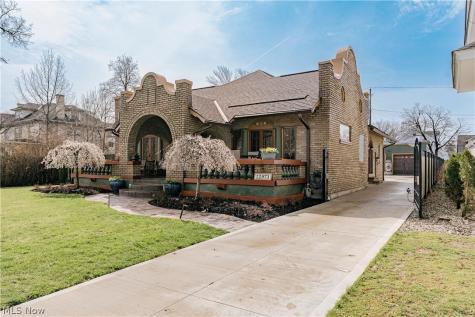 12973 Clifton Boulevard Lakewood OH 44107