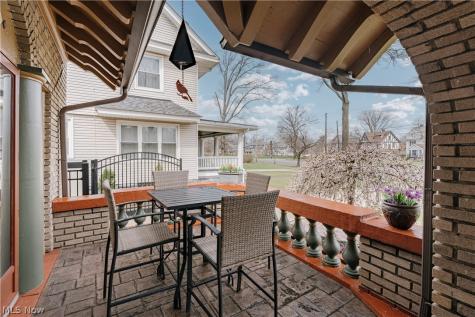 12973 Clifton Boulevard Lakewood OH 44107