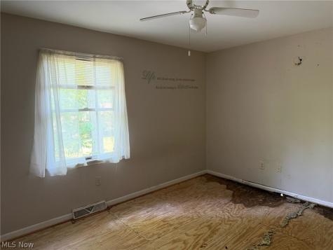 2410 Wagon Trail Street NE Massillon OH 44646