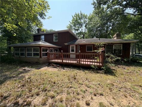 2410 Wagon Trail Street NE Massillon OH 44646