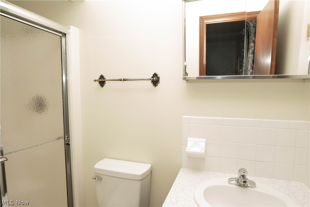1211 Nancy Anna Avenue NW Massillon OH 44646