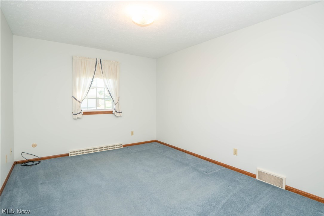1211 Nancy Anna Avenue NW Massillon OH 44646