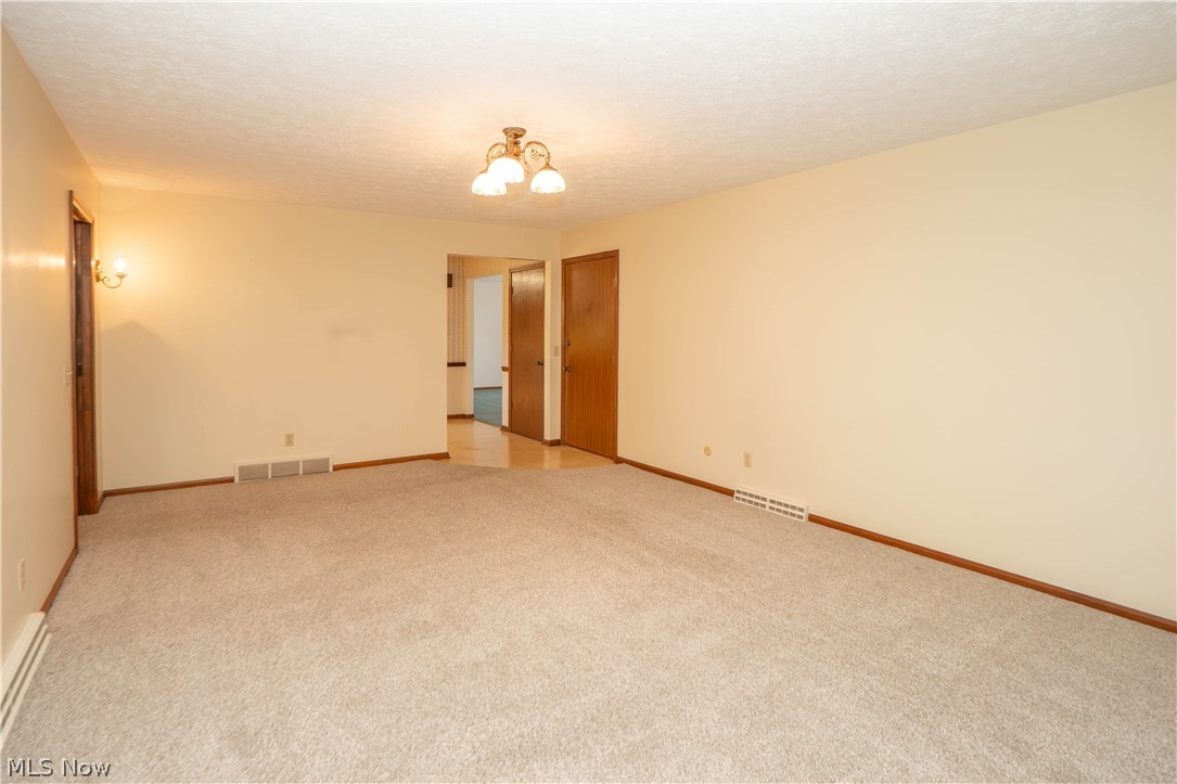 1211 Nancy Anna Avenue NW Massillon OH 44646