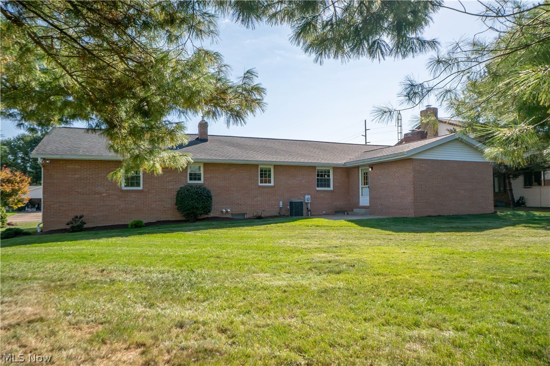 1211 Nancy Anna Avenue NW Massillon OH 44646
