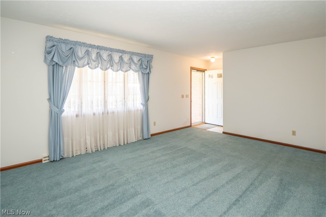 1211 Nancy Anna Avenue NW Massillon OH 44646