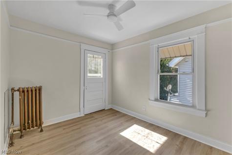 17445 Northwood Avenue Lakewood OH 44107