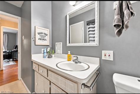 6547 Lawnwood Avenue Parma Heights OH 44130