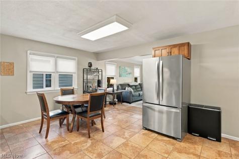 6547 Lawnwood Avenue Parma Heights OH 44130