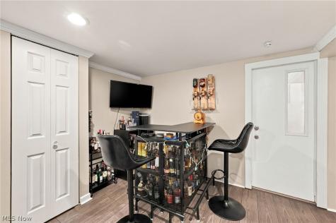 6547 Lawnwood Avenue Parma Heights OH 44130