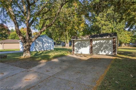 6547 Lawnwood Avenue Parma Heights OH 44130
