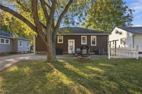 6547 Lawnwood Avenue Parma Heights OH 44130