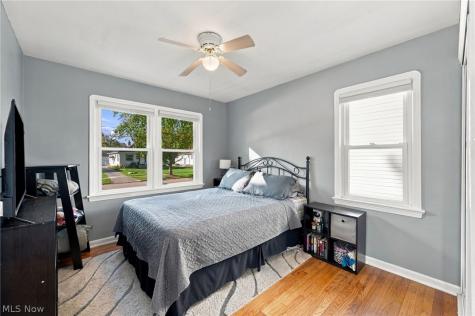 6547 Lawnwood Avenue Parma Heights OH 44130